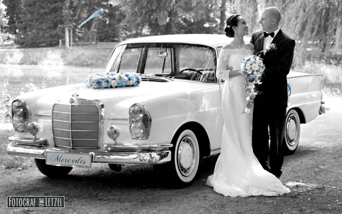 Gropsna Hochzeitsauto Vermietung zum Heiraten im Rittergut und Botanischen Garten Gropsna