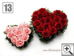 2 Rosenherzen in Rosa und Rot als Hochzeitsauto Blumenschmuck